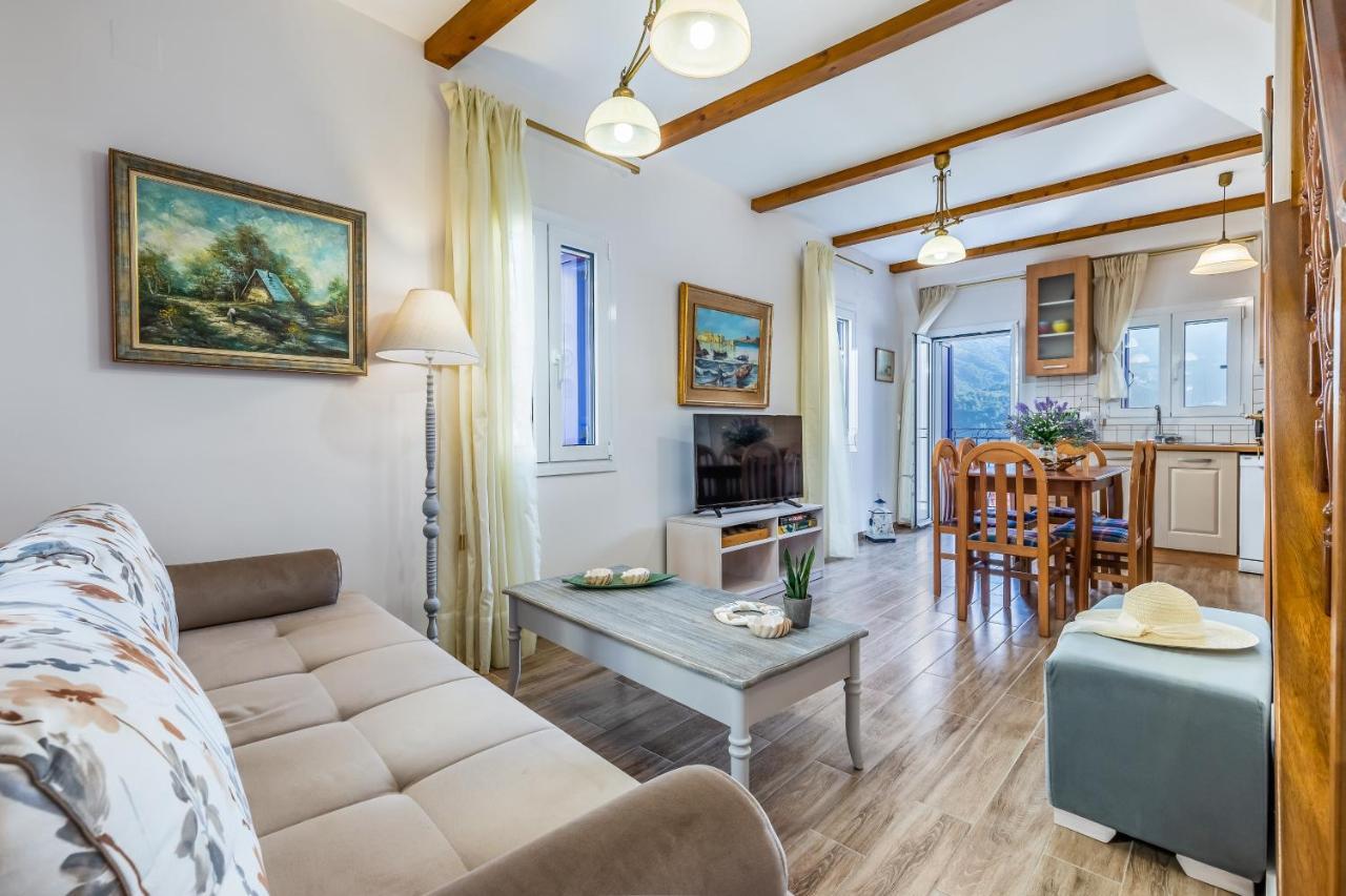 Holiday home Sun Nest House Skopelos Town